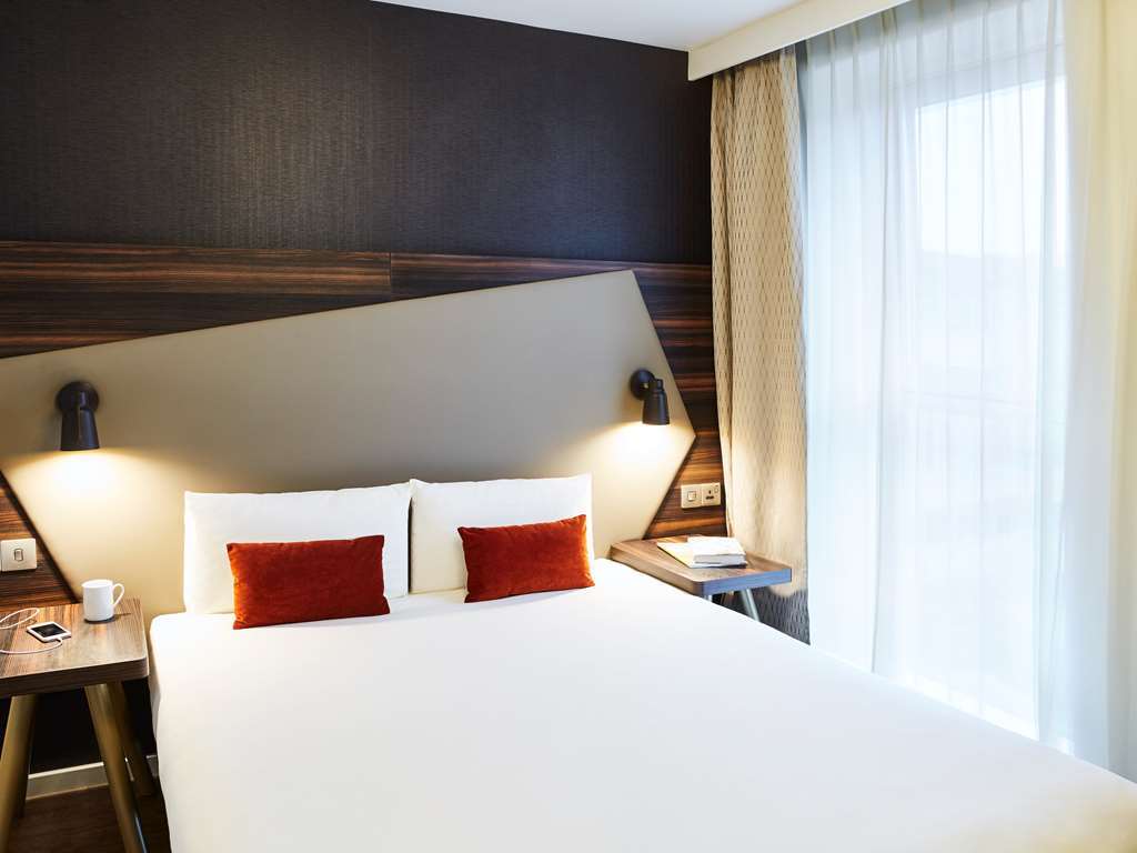 Aparthotel Adagio Leicester Exterior photo